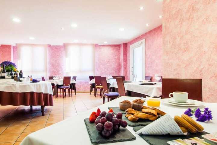 Dining Photos