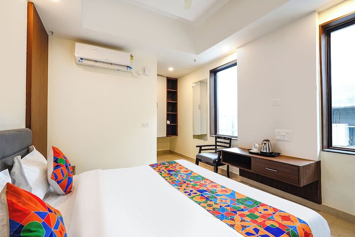 Room 10 of 35