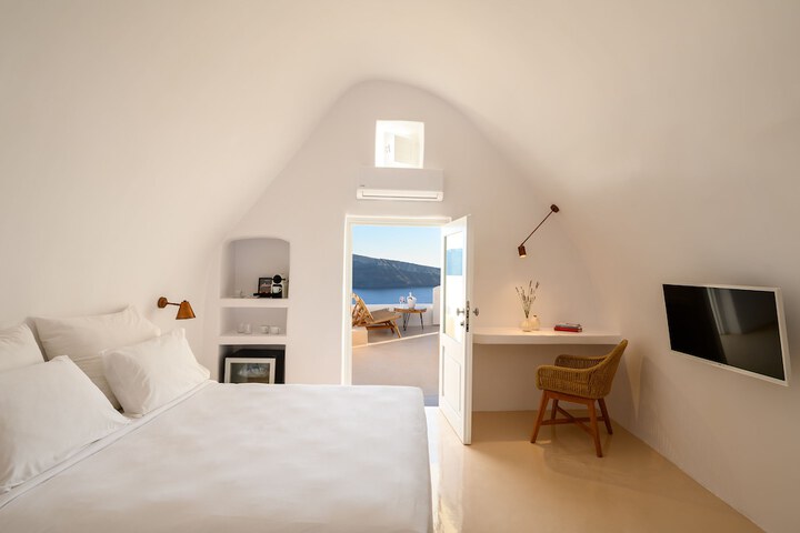 Room 15 of 96