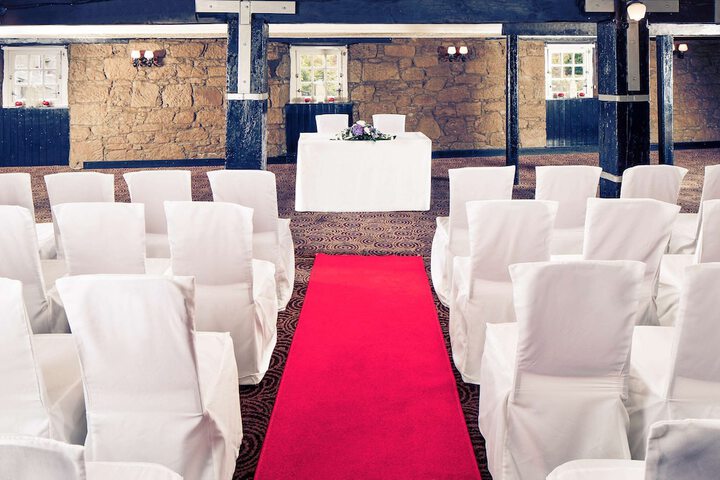 Ballroom/Hall 28 of 43
