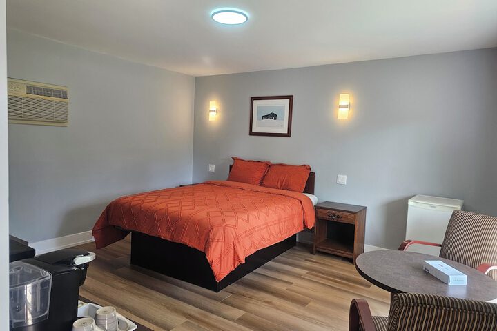 Room 6 of 69