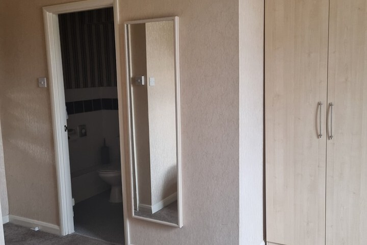 Room 82 of 184