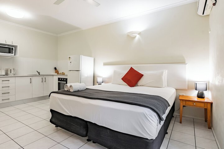 Room 4 of 47