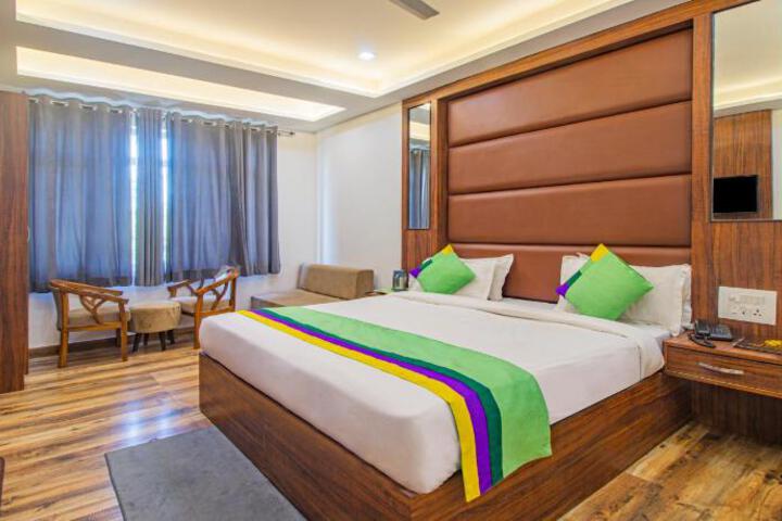 Townhouse OAK Hotel The Empire