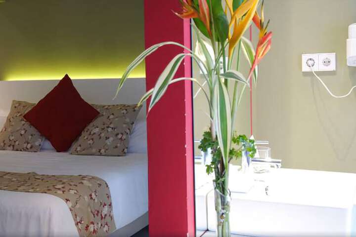 Room 9 of 54