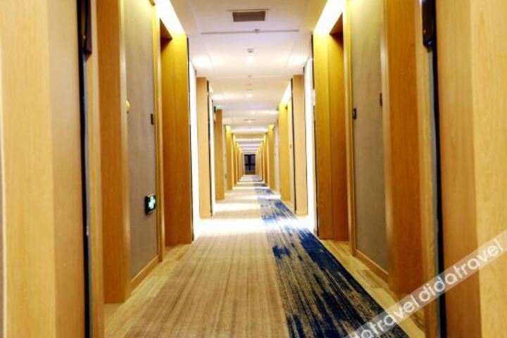 Hotel Interior 10 of 25