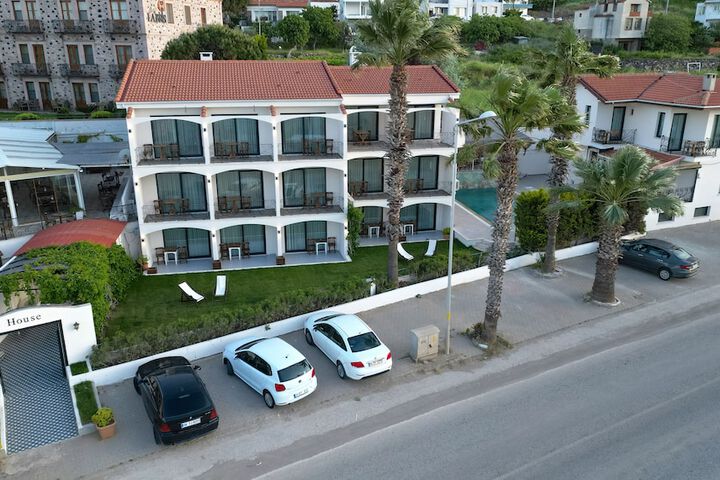 Hotel 58 of 59