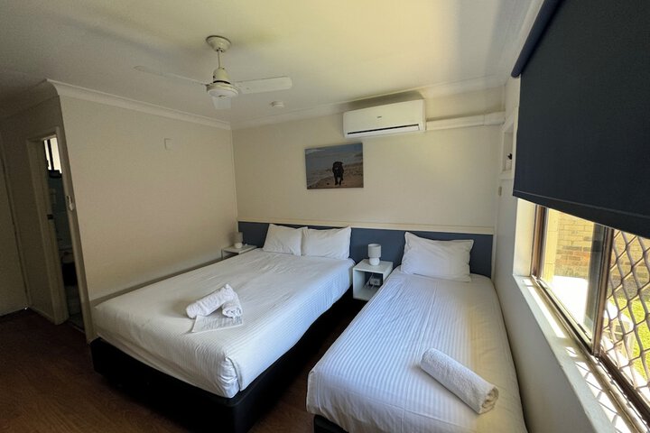 Room 10 of 21