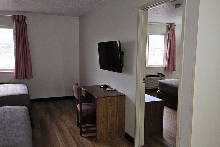 Room 5 of 45