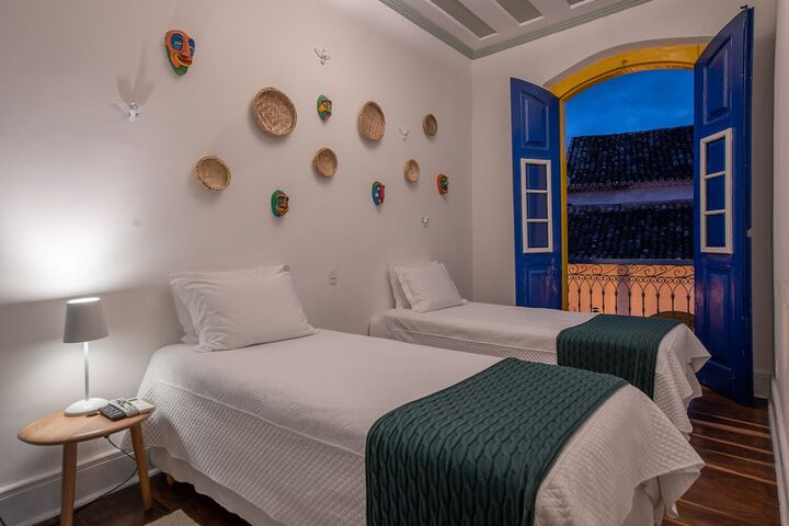 Room 28 of 131