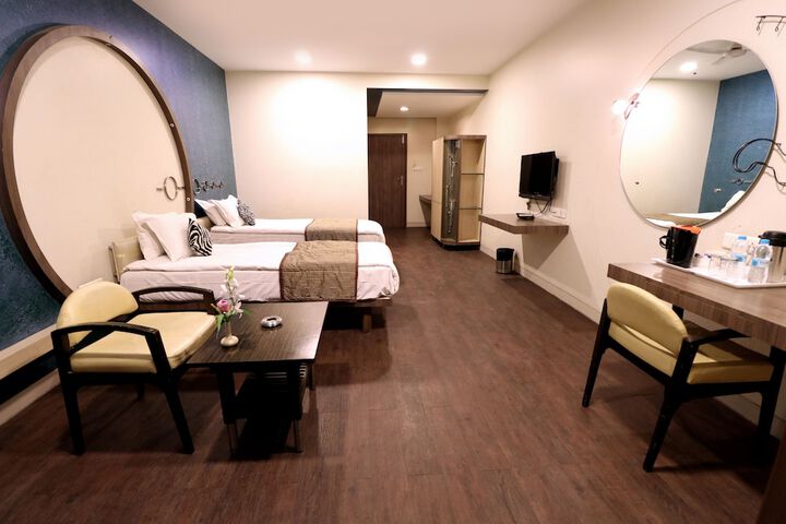 Room 14 of 72