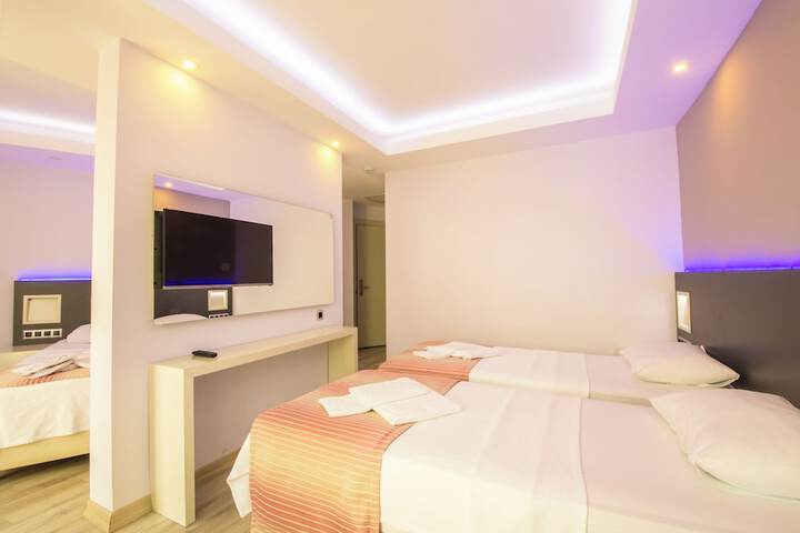 Room 20 of 69