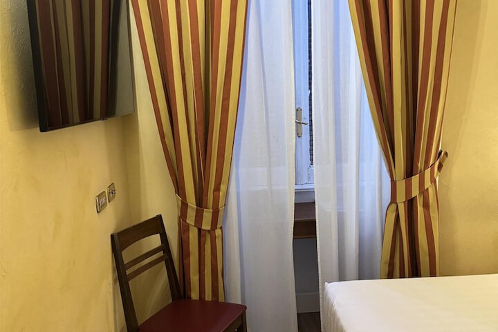 Room 31 of 78
