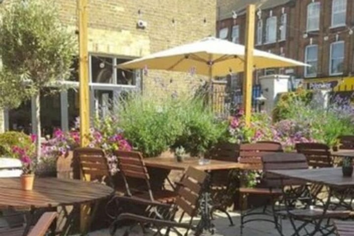 Terrace/Patio 32 of 32