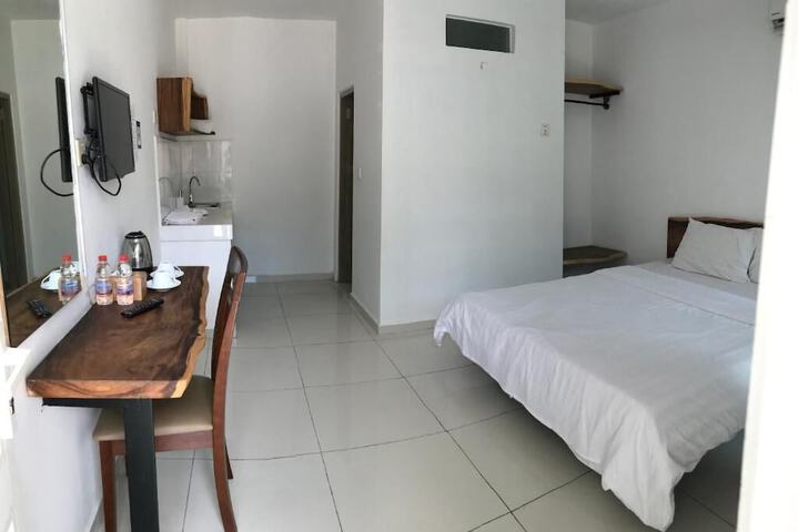 Room 9 of 48