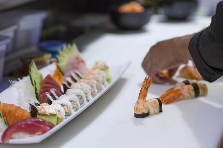 Dining 41 of 76