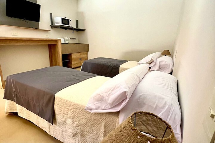 Room 15 of 60