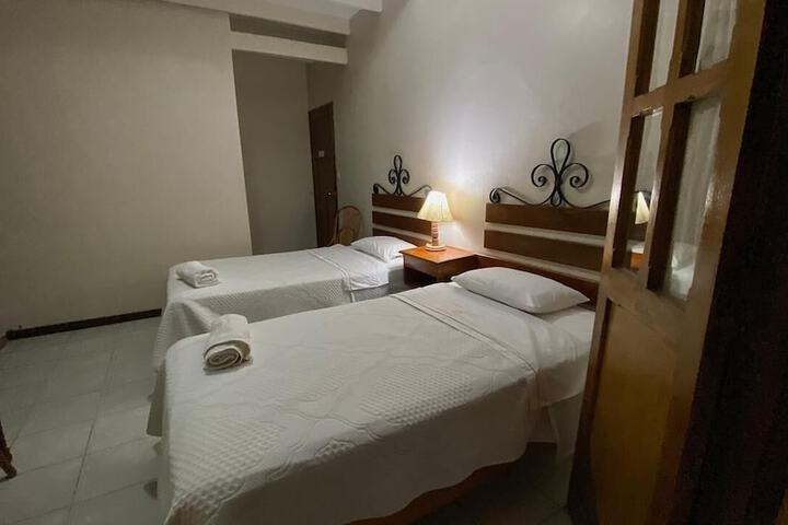 Room 15 of 49