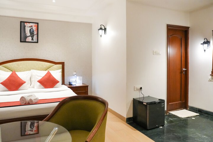 Room 37 of 114