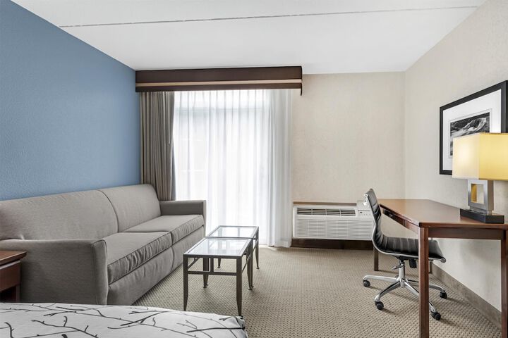 Room 40 of 92