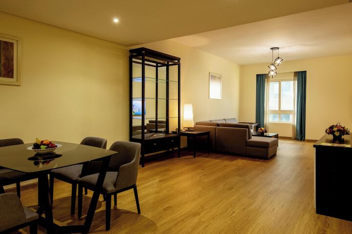 Room 48 of 133