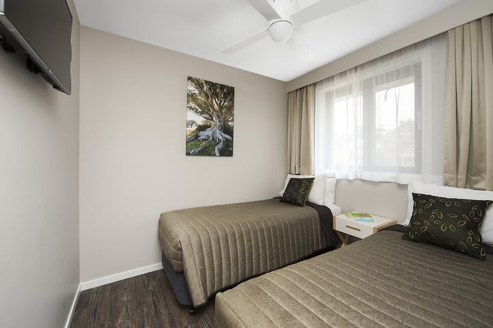 Room 16 of 63