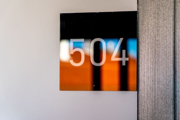 Ballroom/Hall 73 of 99