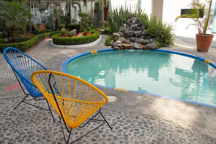 Pool 37 of 55
