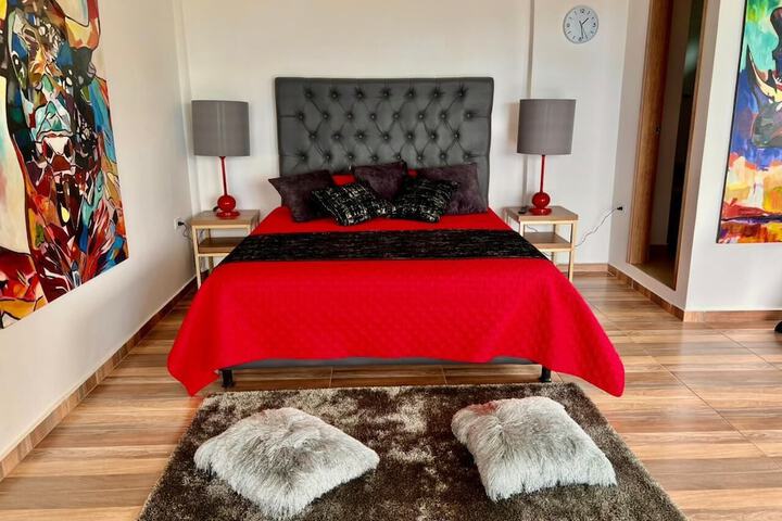 Room 5 of 36