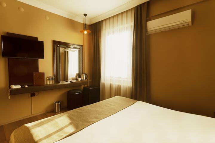 Room 16 of 56