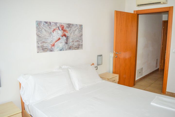 Room 16 of 208