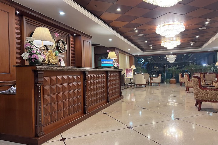 Hotel Interior 9 of 164