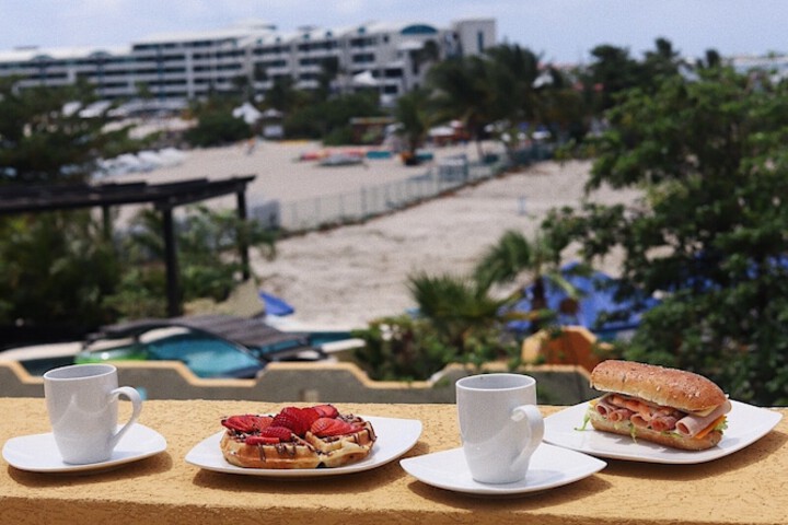 Breakfast/Coffee Service 40 of 60