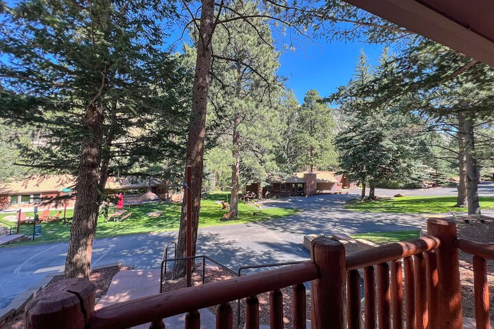 Hotel View 255 of 261