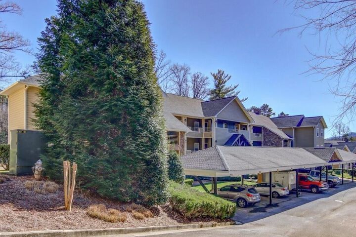 Property Grounds 26 of 30