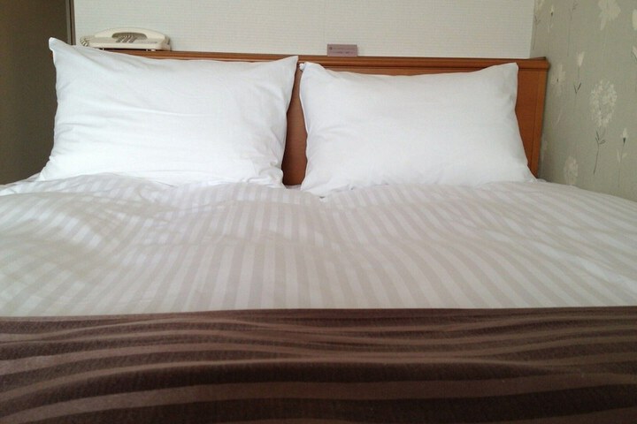 Room 18 of 35