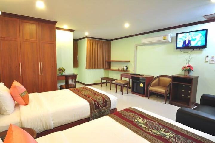 Room 18 of 41