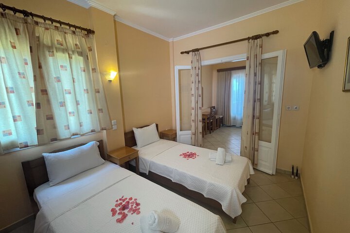 Room 54 of 145