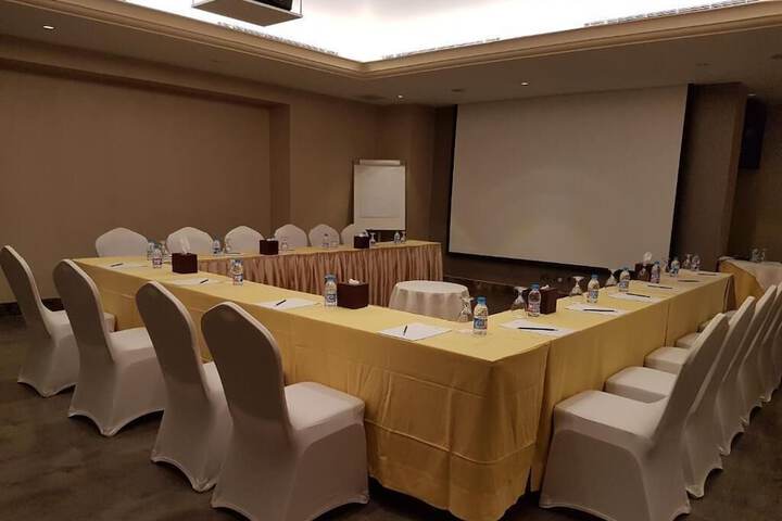 Meeting 32 of 37