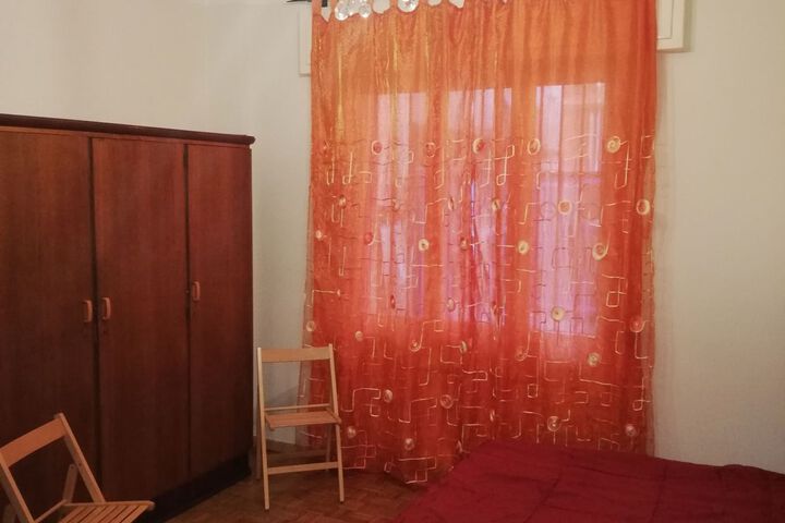 Room 31 of 38