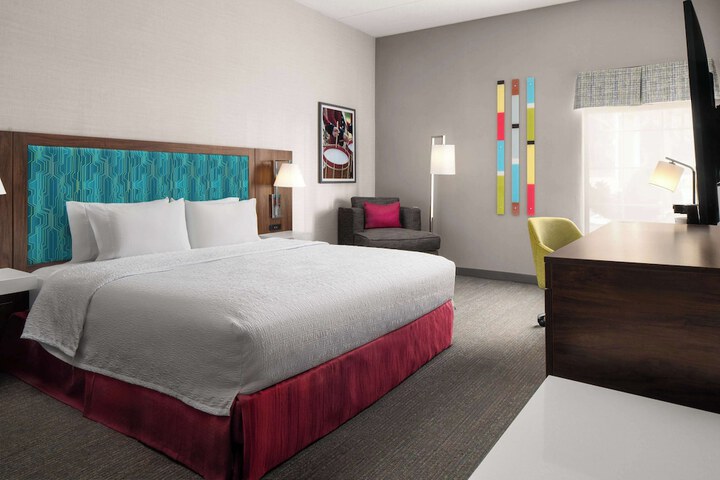 1 King Bed (14 of 22)