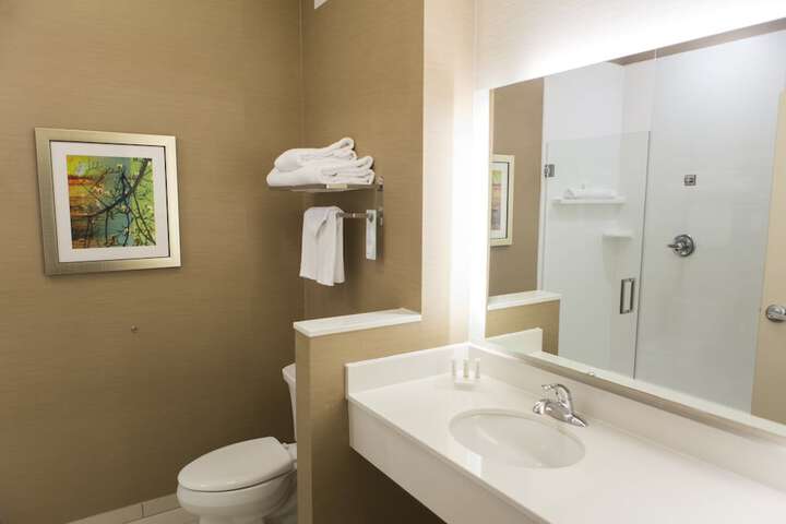 Room 25 of 53
