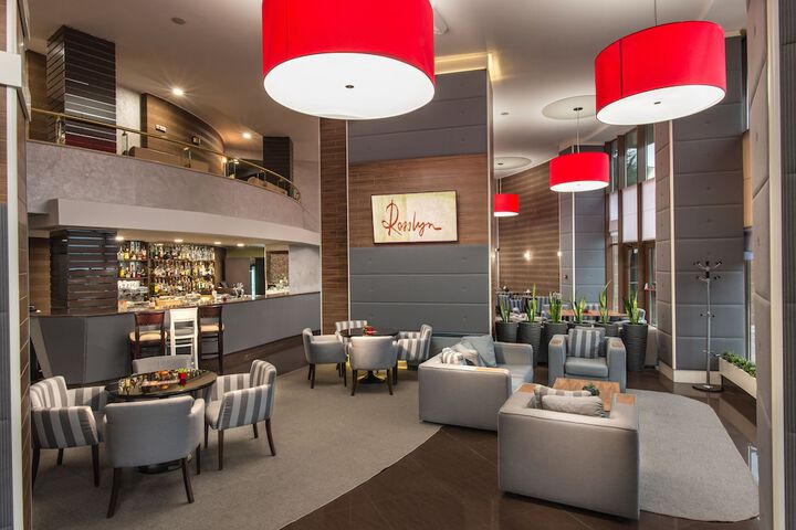 Guest Lobby
