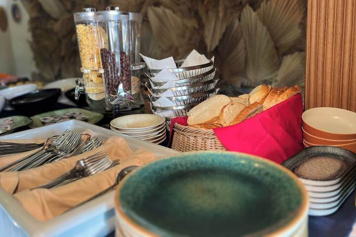 Breakfast/Coffee Service 35 of 37