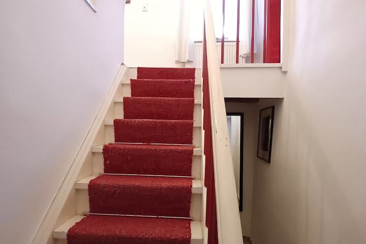 Room 24 of 91