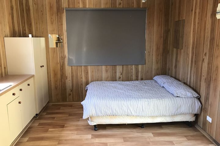 Room 4 of 35