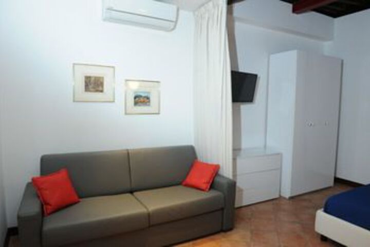 Room 85 of 91