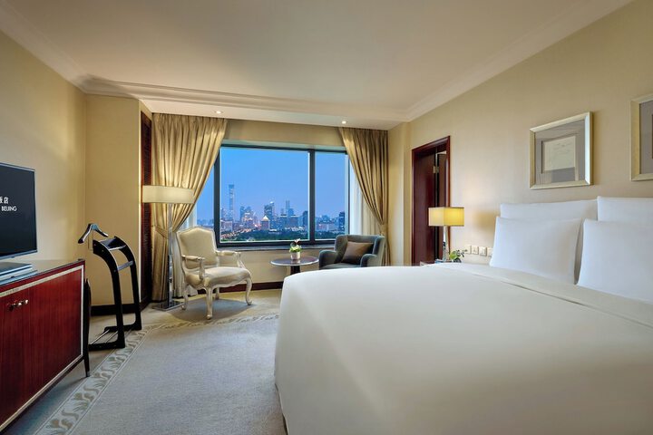 Room 36 of 114