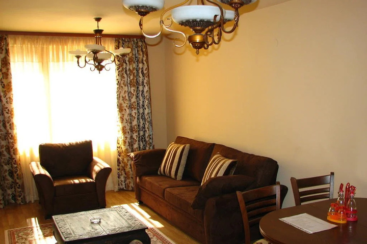 Room 2 of 14