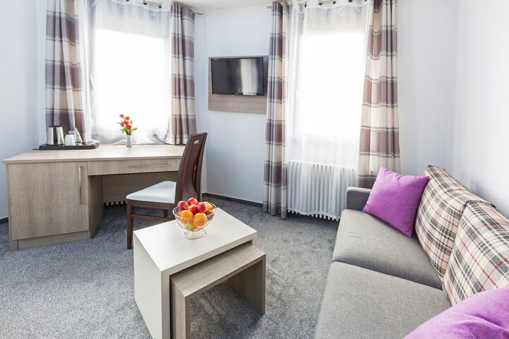 Room 21 of 35